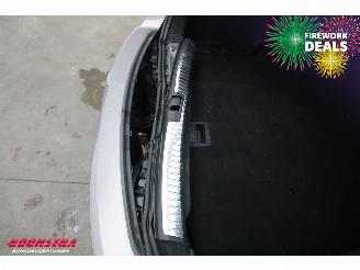 Seat Leon ST 1.6 TDI Style LED Pano Navi Clima Cruise PDC AHK picture 10