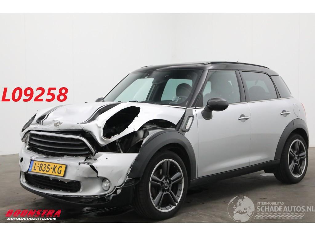 Mini Countryman 1.6 Aut. Cooper Chili Pano Xenon Navi Clima Cruise SHZ PDC 100.001 km!