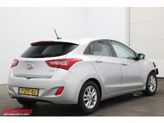 Hyundai I-30 1.6 GDI Go! Navi Clima Cruise Camera PDC 94.708 km! picture 3
