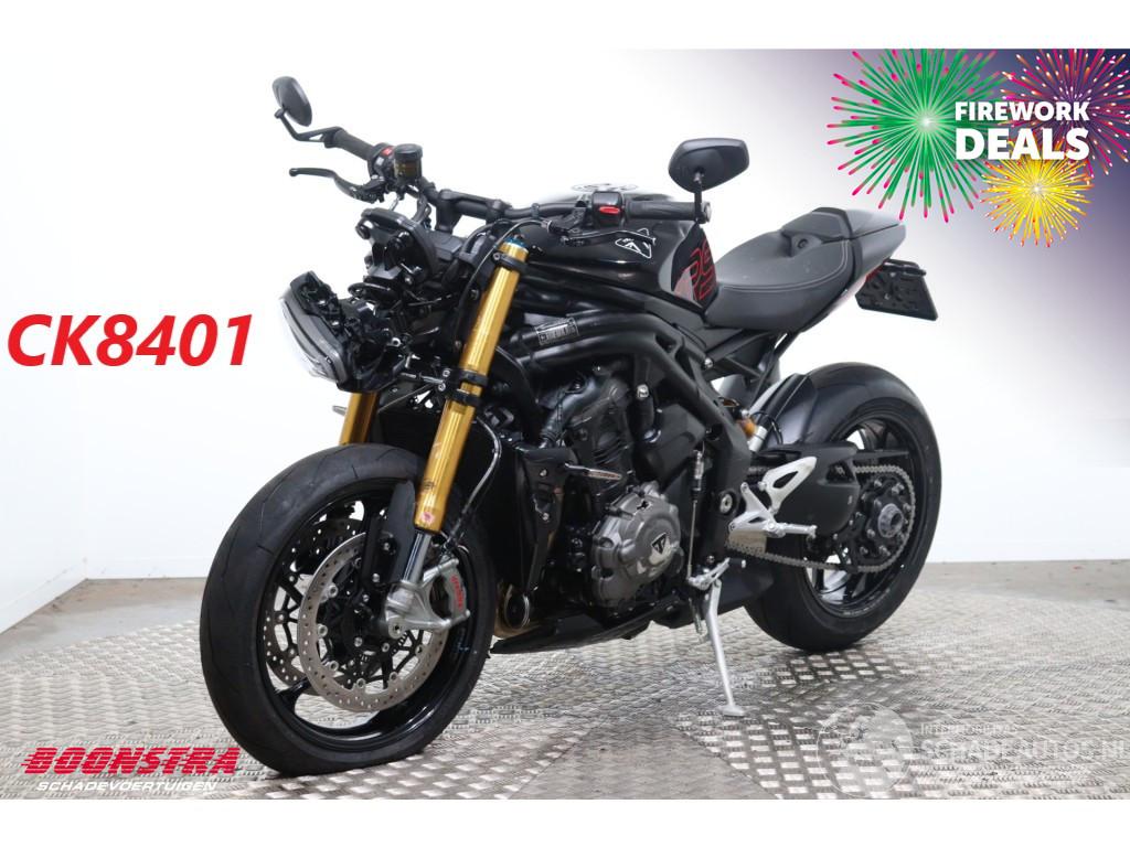 Triumph Speed Triple 1200 RS Akrapovic LED Cruise 120 km!!