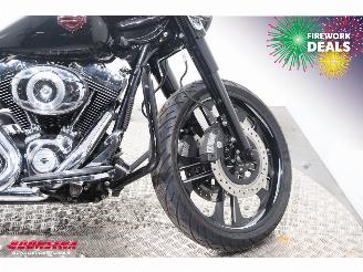 Harley-Davidson  103 FLHX Street Glide 103 FLHX Street Glide ABS LED Cruise Radio picture 10