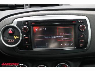 Toyota Yaris 1.0 VVT-i Aspiration Airco Camera Bluetooth 167.634 km! picture 22