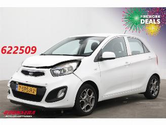 damaged passenger cars Kia Picanto 1.0 CVVT ISG Comfort Pack 5-DRS Airco 149.205 km! 2013/11