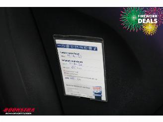 Volvo V-40 Cross Country 2.0 T3 Momentum LED Memory Leder Navi Camera SHZ PDC AHK picture 23