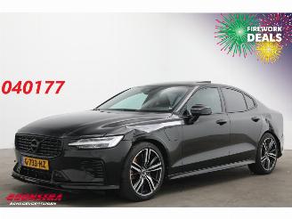 Coche accidentado Volvo S-60 T8 AWD Twin Eng. R-Design Pano ACC Memory H/K HUD IntelliSafe LRHZ 2019/10