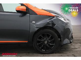 Toyota Aygo 1.0 VVT-i JBL Clima Cruise Camera 34.741 km! picture 5