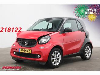 Auto incidentate Smart Fortwo 1.0 Turbo Aut. Prime Schuifdak Leder Navi Clima Cruise Camera SHZ 46.516 km! 2017/6