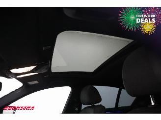 BMW 5-serie 530e iPerformance WASSER SportLine Schuifdak LED ACC SHZ PDC picture 18