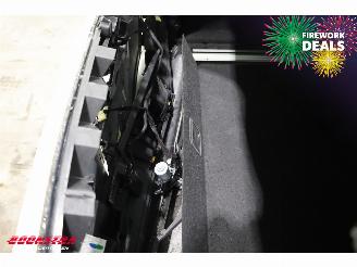 Peugeot 308 SW 1.6 BlueHDI Active Pano Navi Clima Cruise PDC picture 12