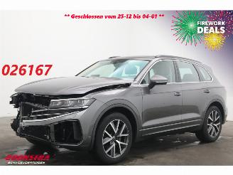 Coche accidentado Volkswagen Touareg 3.0 TDI Aut. 4WD Elegance Pano LED ACC Leder Memory Massage Ventilatie AHK 2024/9