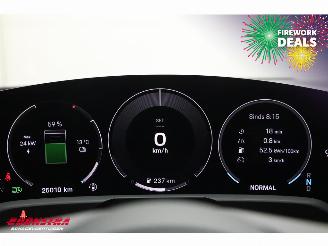 Porsche Taycan 105 kWh Performance Pano Bose Memory ACC picture 18