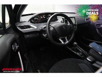 Peugeot 2008 1.2 PureTech Aut. Signature Navi Airco Cruise PDC 59.303 km! picture 19