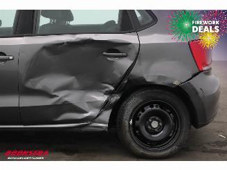 Volkswagen Polo 1.2-12V BlueMotion 5-DRS Comfortline Airco Cruise 112.940 km! picture 5