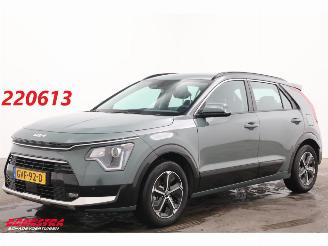 Schadeauto Kia Niro 1.6 GDi Hybrid DynamicLine LED ACC Apple/Android Navi Camera PDC 2024/12