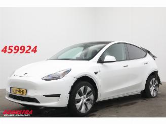 Tesla Model Y RWD 58 kWh Pano LED ACC Leder SHZ LRHZ 2024/8