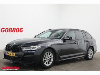 damaged passenger cars BMW 5-serie Touring 520i M-Sport Pano LED HUD ACC 360° Memory LRHZ SHZ 2021/3
