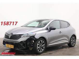 Vaurioauto  passenger cars Renault Clio 1.6 E-Tech Full Hybrid 145 techno LED Apple/Anrdoid Navi Cruise Camera 2025/9