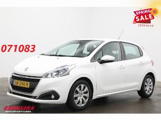 ojeté vozy osobní automobily Peugeot 208 1.6 BlueHDi Blue Lease Navi Airco Cruise 172.500 km! 2018/7