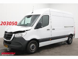 krockskadad bil bedrijf Mercedes Sprinter 314 CDI 9G-Tronic L2-H1 2X Schuifdeur Leder Navi Airco Cruise Camera 2020/5