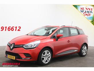 occasion passenger cars Renault Clio Estate 1.5 dCi Ecoleader Zen Cruise Airco Navi PDC 2018/8