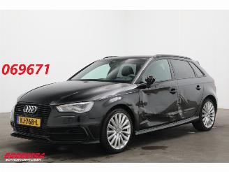 Voiture accidenté Audi A3 Sportback 1.4 e-tron PHEV S-Line Sport Clima Cruise Navi PDC 2015/12