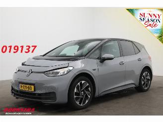 uszkodzony samochody osobowe Volkswagen ID.3 Life 58 kWh ACC Navi Clima Virtual SHZ LrHZ PDC 2020/12