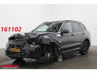 Unfallwagen BMW iX3 High Executive 80 kWh Pano LED ACC HUD H/K Memory Camera SHZ 2021/11