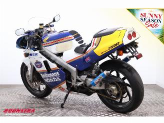 Honda NSR 250 MC18 Rothmans picture 4