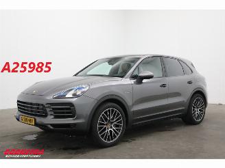Unfallwagen Porsche Cayenne 3.0 E-Hybrid Sport Chrono PASM PDLS Memory Leder SHZ Clima Navi Camera PDC 2019/11