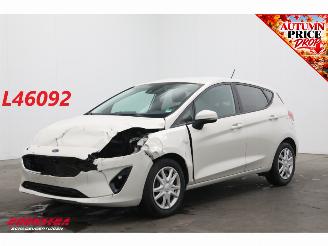 damaged passenger cars Ford Fiesta 1.0 EcoBoost 2-sitze Connected 5-drs Cruise Navi Apple/Android Airco PDC 2020/10