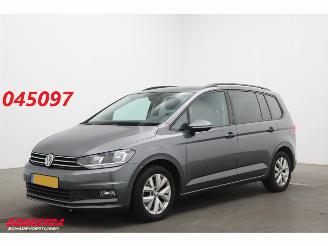 Unfallwagen Volkswagen Touran 1.0 TSI Comfortline 7p ACC Navi Clima Camera PDC AHK 2019/3