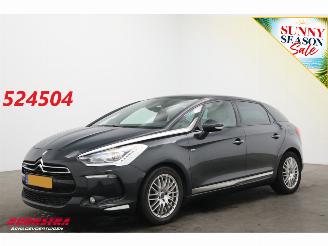 Voiture accidenté Citroën DS5 2.0 Hybrid4 Business Executive HUD Clima Navi Camera PDC Bluetooth 2012/11