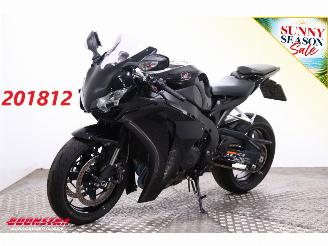 Vaurioauto  motor cycles Honda  CBR 1000RR Fireblade CBR 1000RR Fireblade 26.130 km! 2011/8