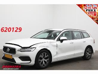 damaged passenger cars Volvo V-60 2.0 B3 AUT Essential Edition ACC Navi Clima Apple/Android Leder Virtual Camera PDC 2024/10