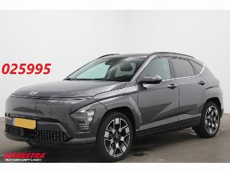 Unfallwagen Hyundai Kona Premium 65.4 kWh ACC Navi Clima Leder Memory SBL LrHZ Apple/Android 360° PDC 2025/8