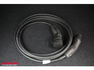 Volvo XC40 Single Motor Essential 69 kWh ACC Navi Clima SHZ Virtual Apple/Android Camera PDC picture 36