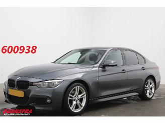 Damaged car BMW 3-serie 318i Aut. M-Sport Clima Navi SHZ LED Cruise Leder 2018/6