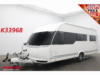 skadebil caravan Hobby  560 CFE Premium Mover Luifel Frans bed Middenkeuken Rondzit LMV 2019/5