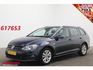 Vaurioauto  passenger cars Volkswagen Golf Variant 1.0 TSI Connected Series Cruise Navi Apple/Android Camera PDC AHK Clima 2016/5