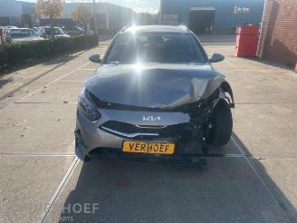 Autoverwertung Kia Cee d Ceed Sportswagon (CDF), Combi 5-drs, 2018 1.0i T-GDi 12V 2022/9