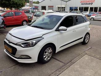rozbiórka samochody osobowe Hyundai I-20 i20 (GBB), Hatchback, 2014 / 2020 1.0 T-GDI 100 12V 2016/9