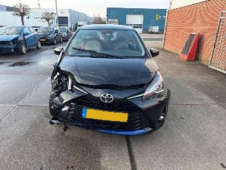 Vaurioauto  passenger cars Toyota Yaris  2017/12