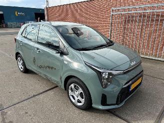 Kia Picanto  picture 2