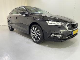 Unfallwagen Skoda Octavia Combi 1.4 TSI iV PHEV Business 2021/3