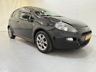 Vaurioauto  passenger cars Fiat Punto 0.9 TwinAir Turbo 100 Lounge 2015/6