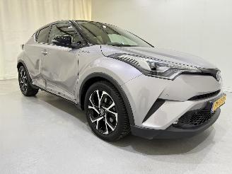 skadebil auto Toyota C-HR 1.8 Hybrid Bi-Tone Plus 2017/10