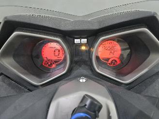 Yamaha X-Max 250 ABS picture 4