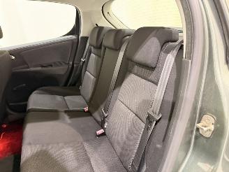 Peugeot 207 HB 1.4 VTI 95 XS Pack picture 16