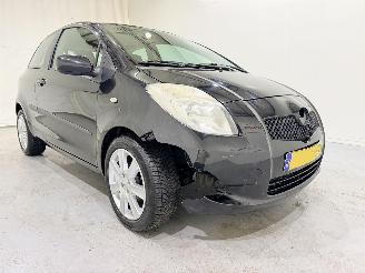 Unfallwagen Toyota Yaris 1.3 VVT-i Sol Airco 2006/3