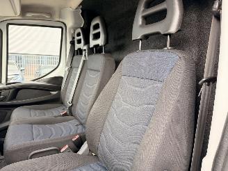 Iveco Daily 35S16V 2.3d 114kW Airco picture 23